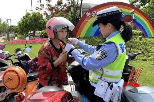 南充交警从6月1日期严查电动车